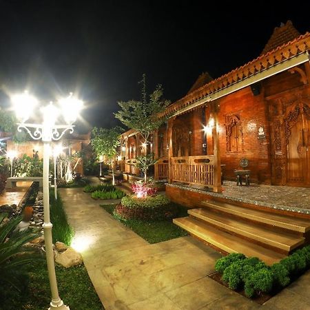 Joglo Jawa Jepara Exteriér fotografie