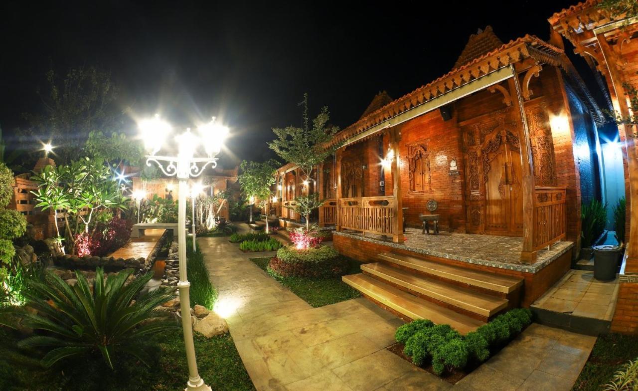 Joglo Jawa Jepara Exteriér fotografie